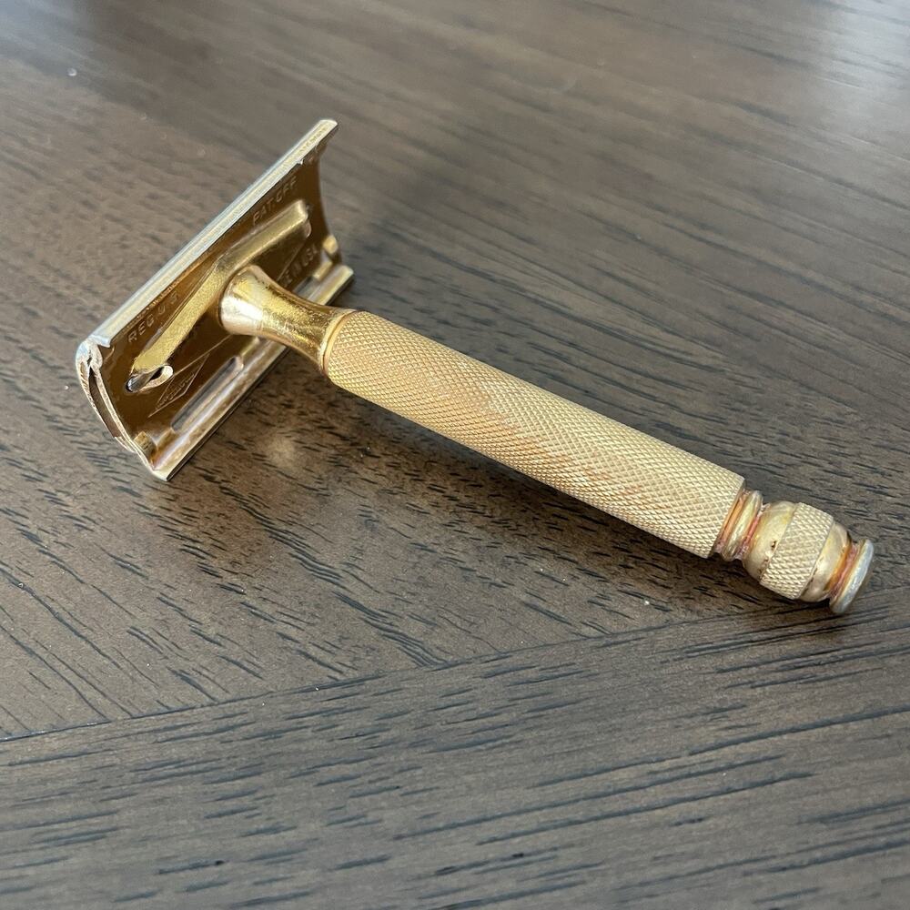Vintage Original 1940's Gillette Gold Tech Ball End Safety Razor Metal USA READ